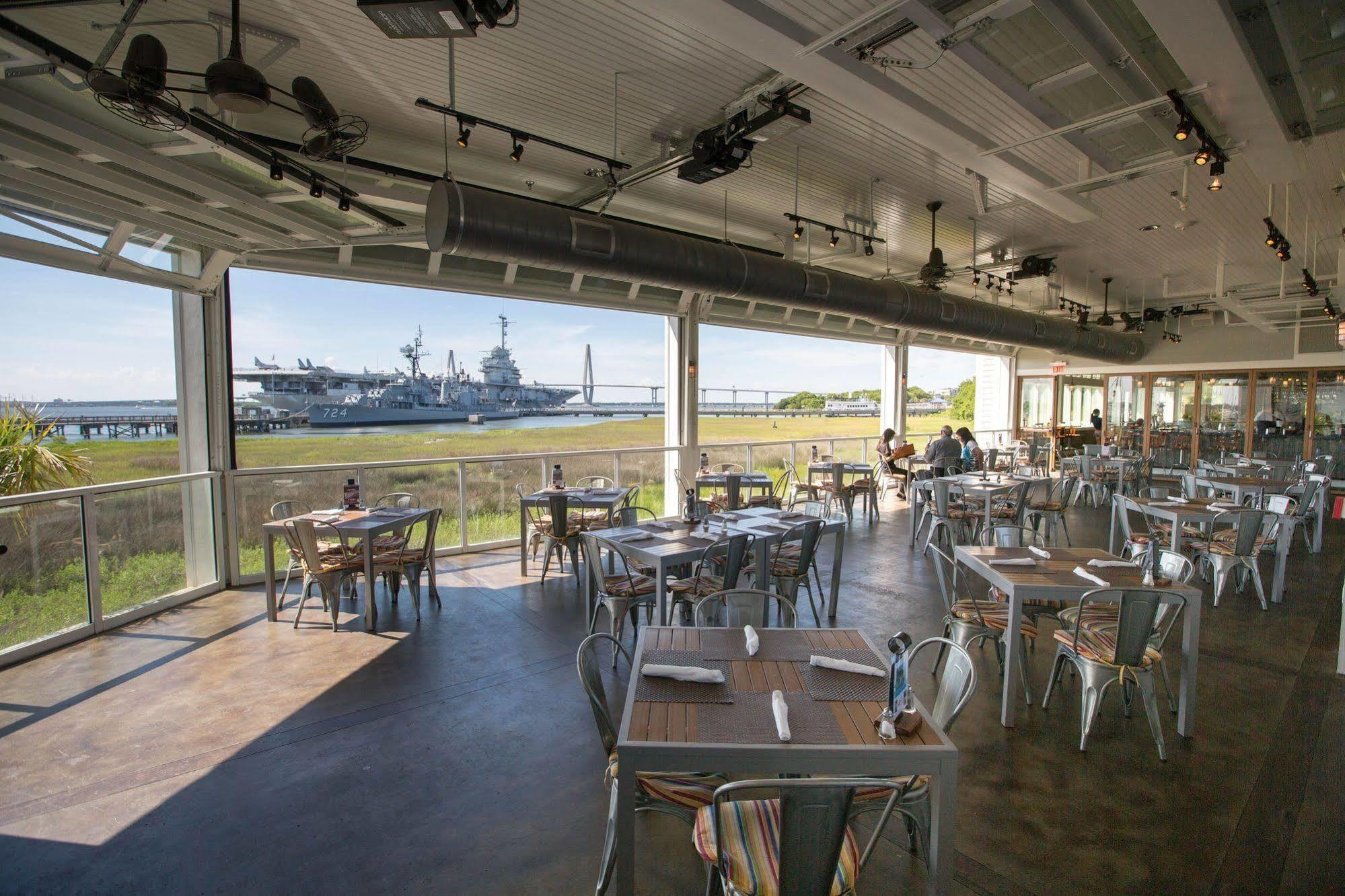 The Beach Club At Charleston Harbor Resort And Marina Маунт Плезант Екстериор снимка